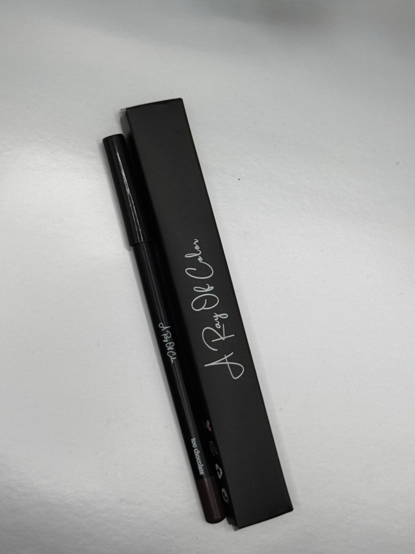 Too Chocolate Lip Liner