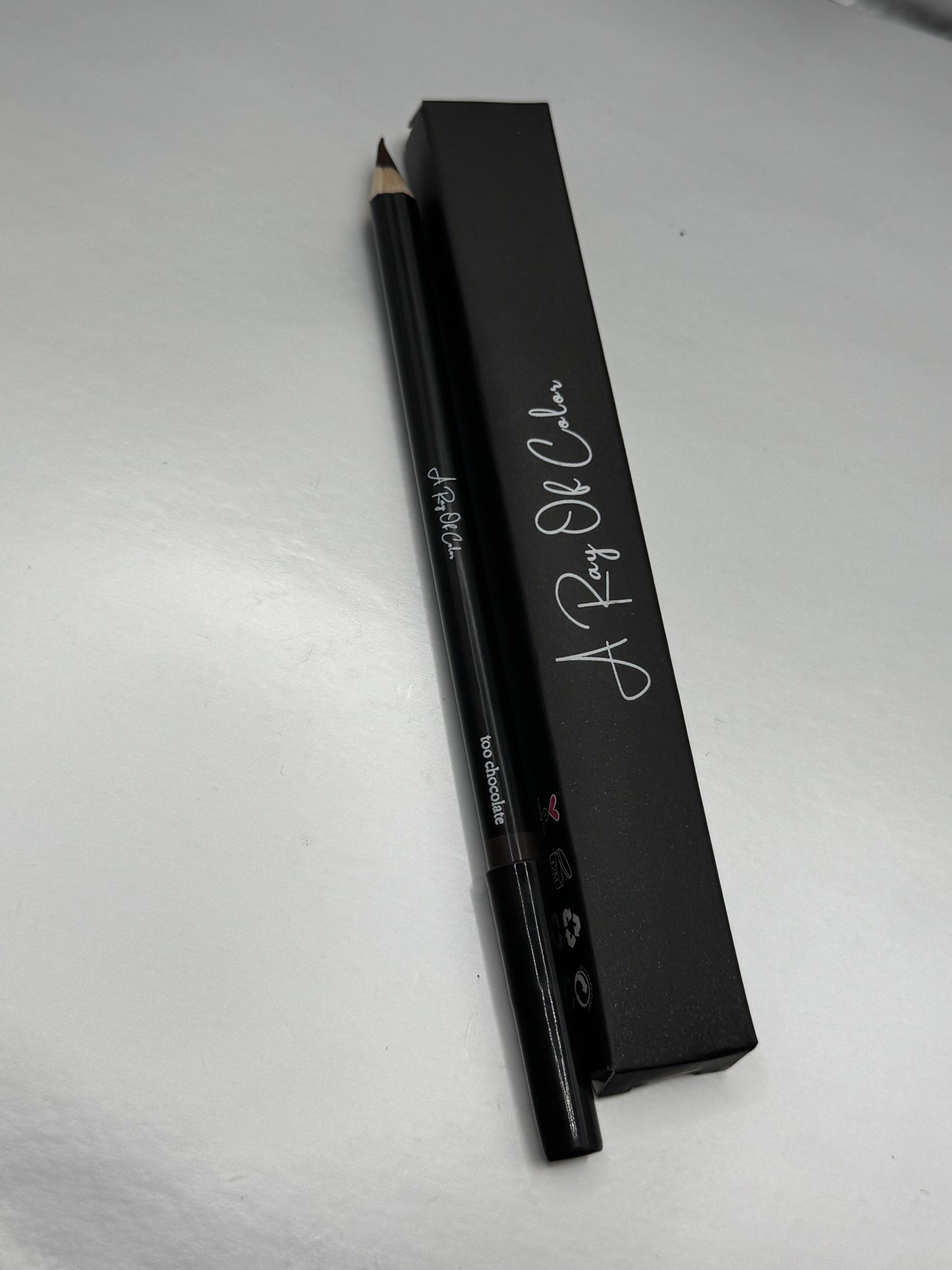 Too Chocolate Lip Liner